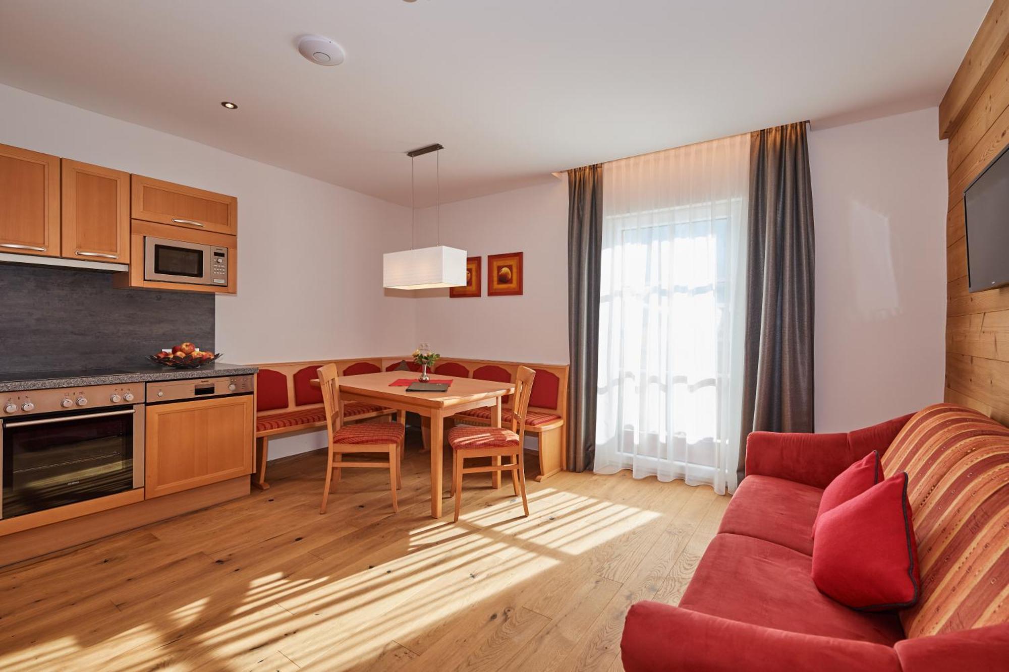 Rainerhof Aparthotel Flachau Quarto foto